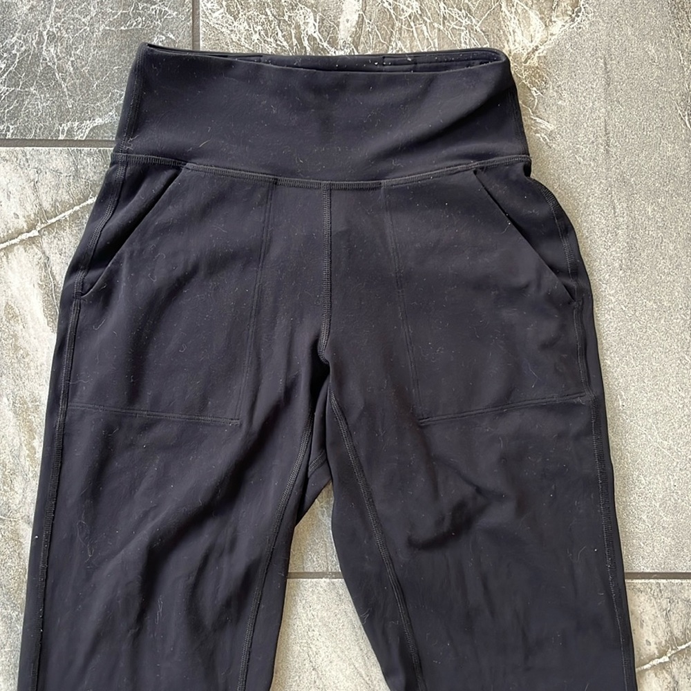🍋Lululemon Align® Joggers size 2 Black High Rise Nulu - Picture 3 of 8